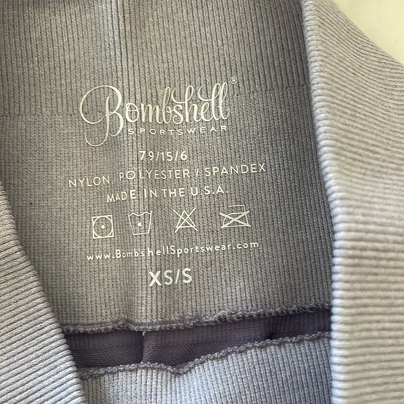 RARE Bombshell Sportswear Leggings - Picture 5 of 5